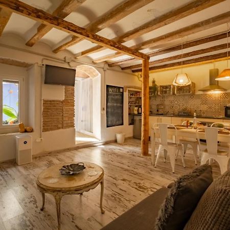 Apartamento En El Corazon De Tarragona. Planta Baja Con Patio. Eksteriør billede