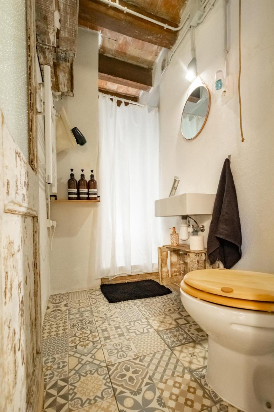 Apartamento En El Corazon De Tarragona. Planta Baja Con Patio. Eksteriør billede