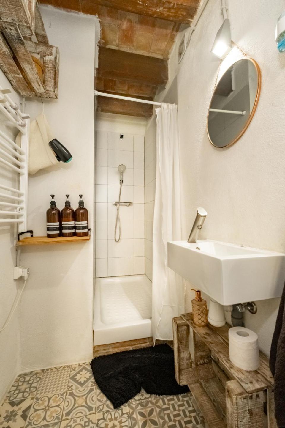 Apartamento En El Corazon De Tarragona. Planta Baja Con Patio. Eksteriør billede