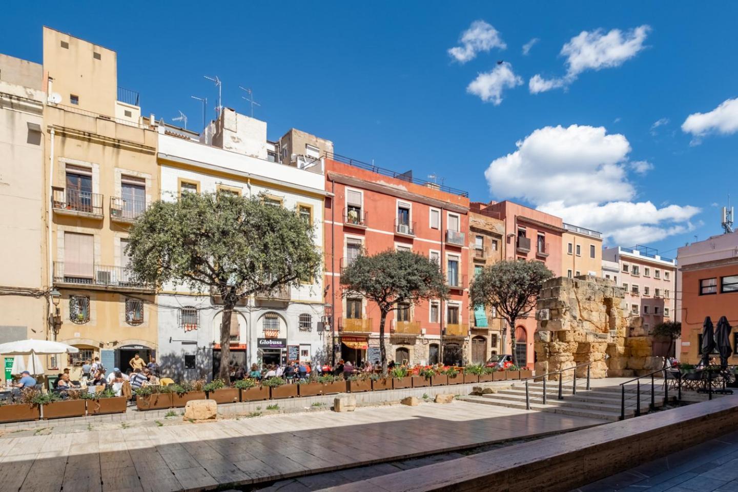 Apartamento En El Corazon De Tarragona. Planta Baja Con Patio. Eksteriør billede