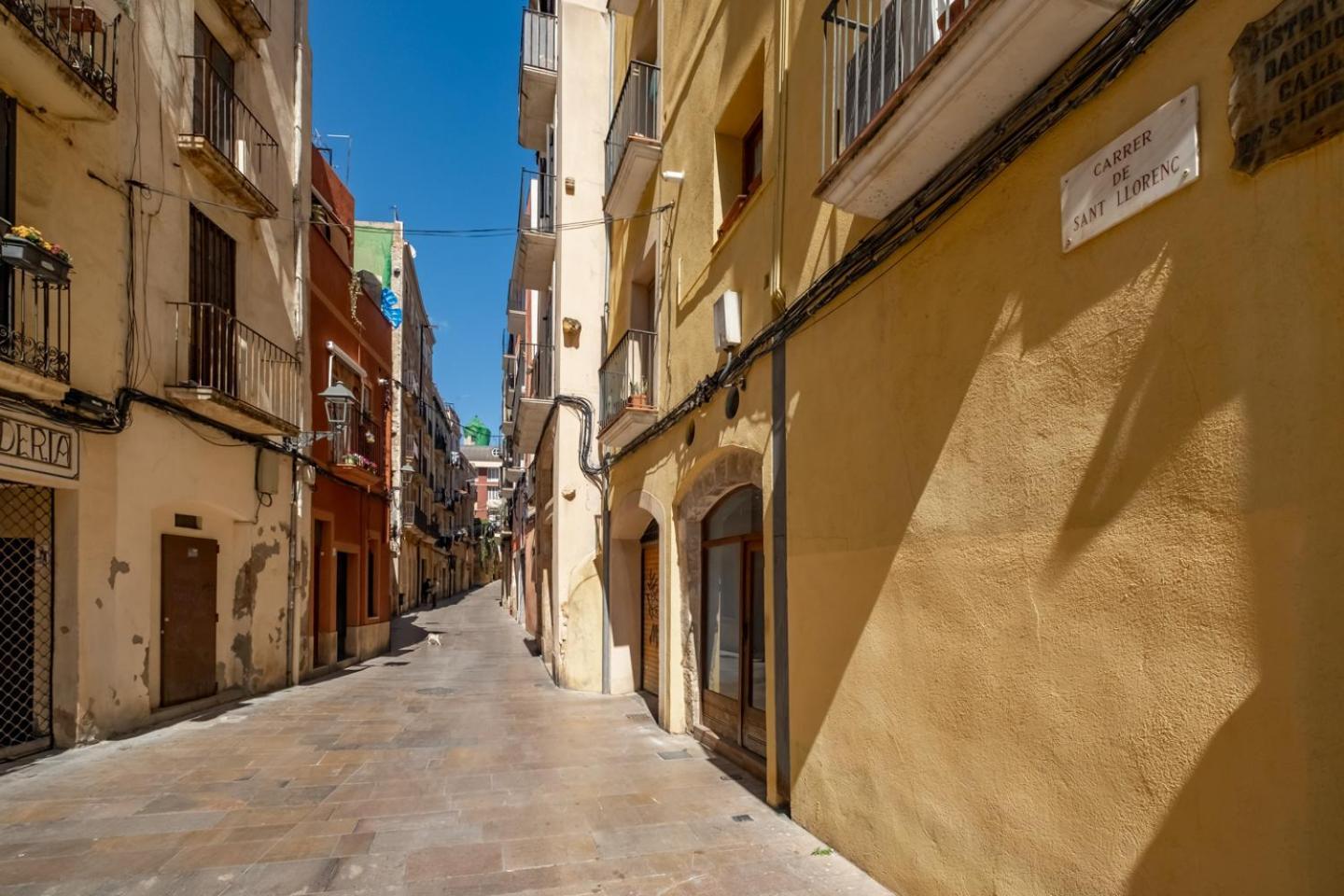 Apartamento En El Corazon De Tarragona. Planta Baja Con Patio. Eksteriør billede